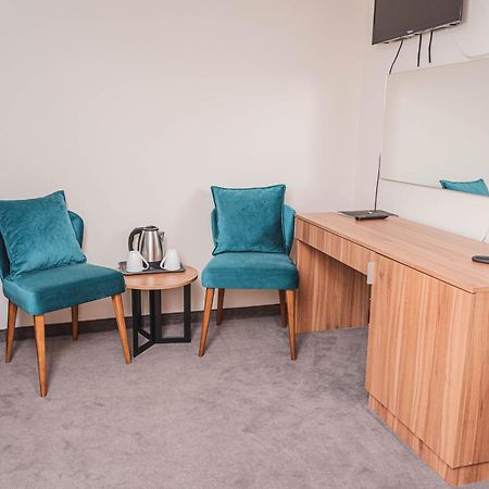 Ni Hotel Aloha מראה חיצוני תמונה