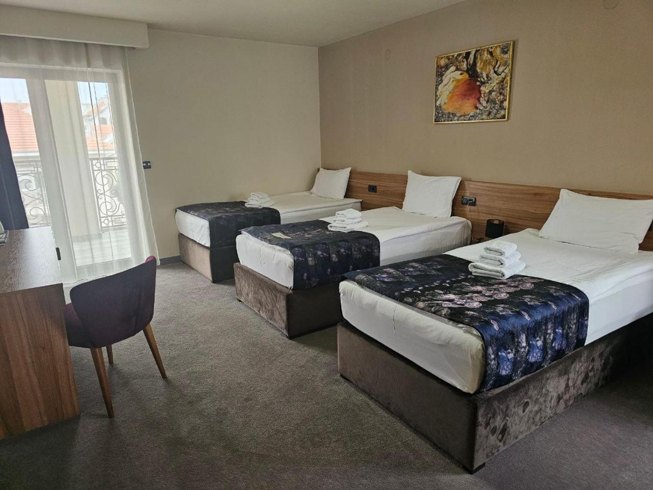 Ni Hotel Aloha מראה חיצוני תמונה