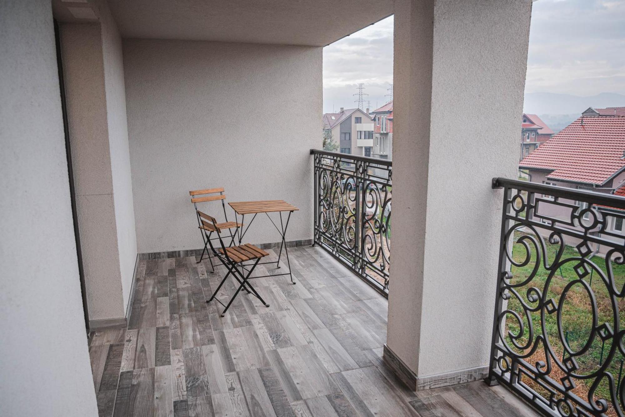 Ni Hotel Aloha מראה חיצוני תמונה