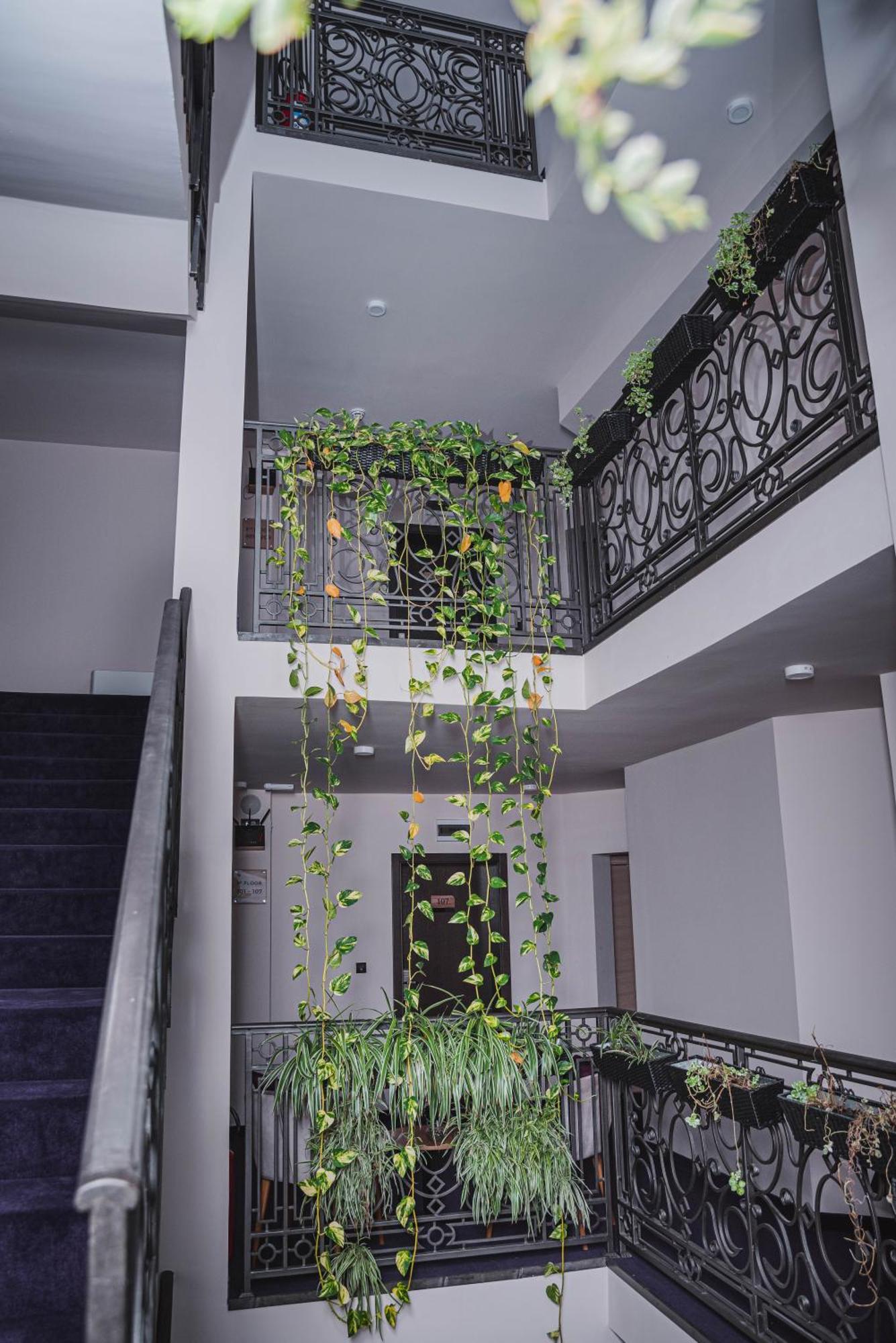 Ni Hotel Aloha מראה חיצוני תמונה