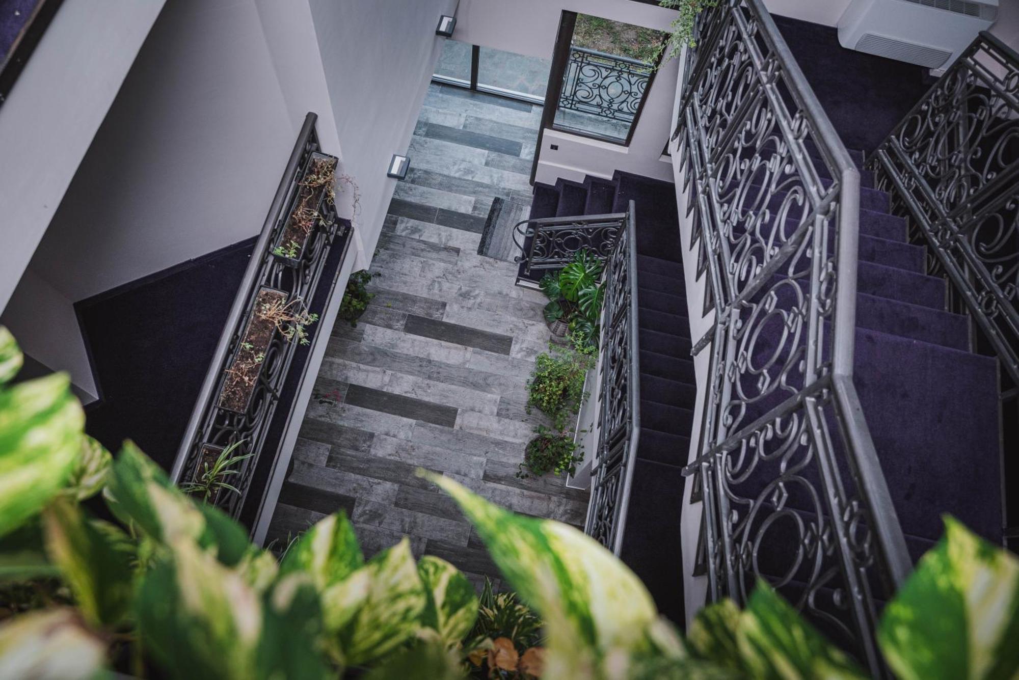 Ni Hotel Aloha מראה חיצוני תמונה