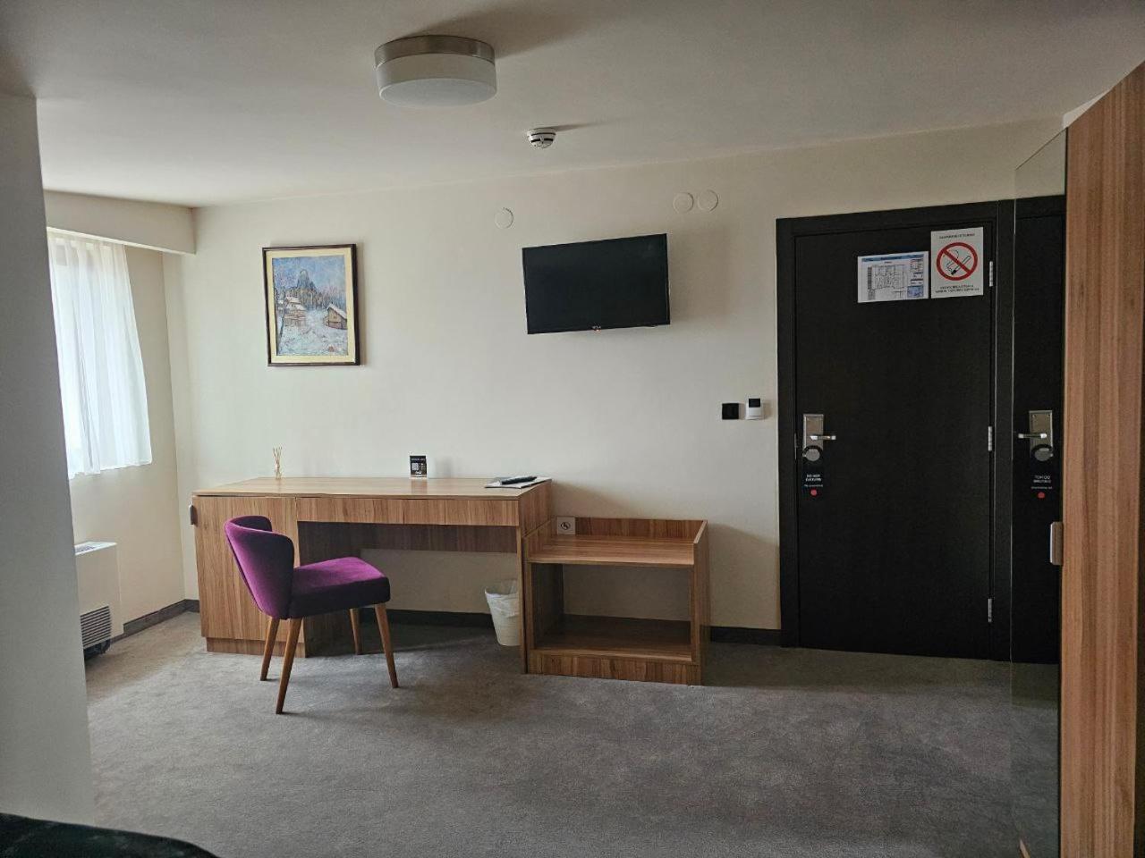 Ni Hotel Aloha מראה חיצוני תמונה