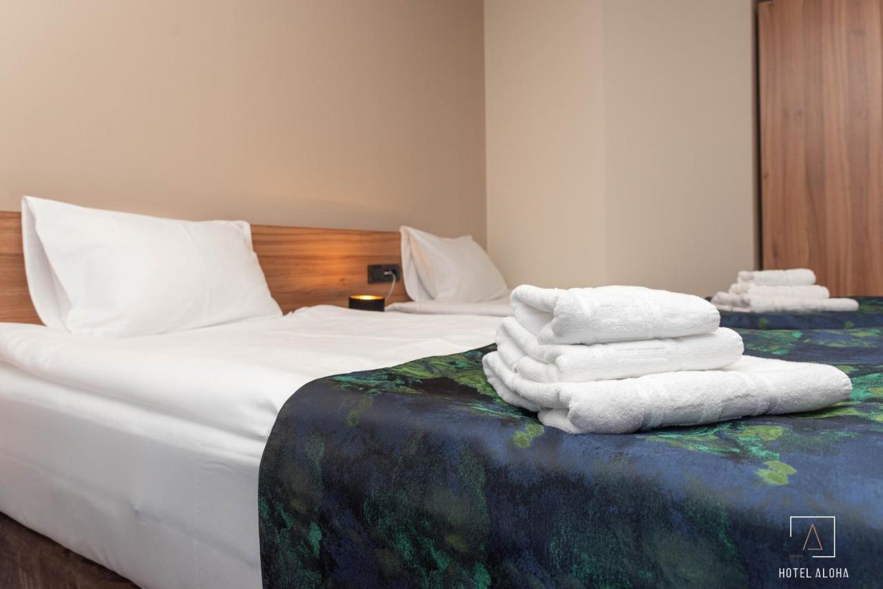 Ni Hotel Aloha מראה חיצוני תמונה